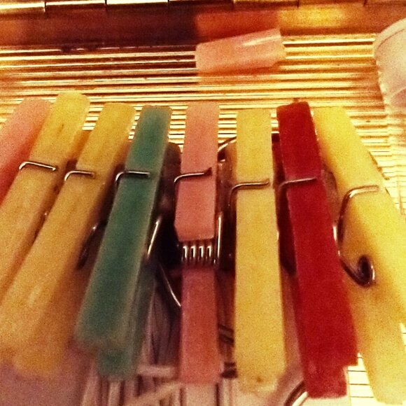 1950s Travel Launderette Wonder Suds Blue Rhinestone Studded Gold Tone Compact - Picture 7 of 16